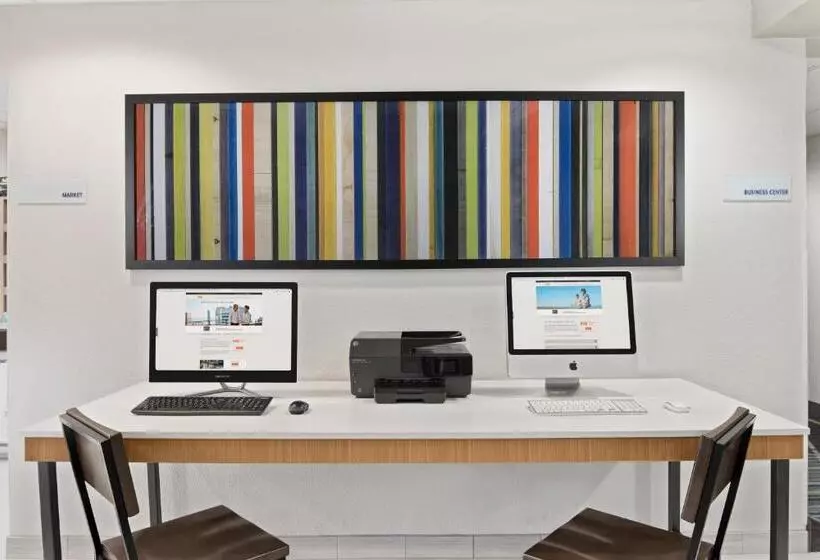 Holiday Inn Express Hotel & Suites Byron, An Ihg