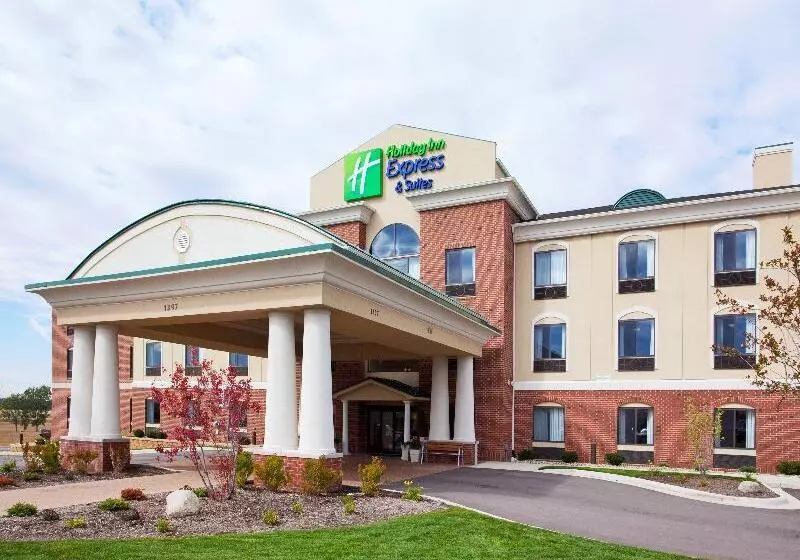 Holiday Inn Express Hotel & Suites Howell, An Ihg