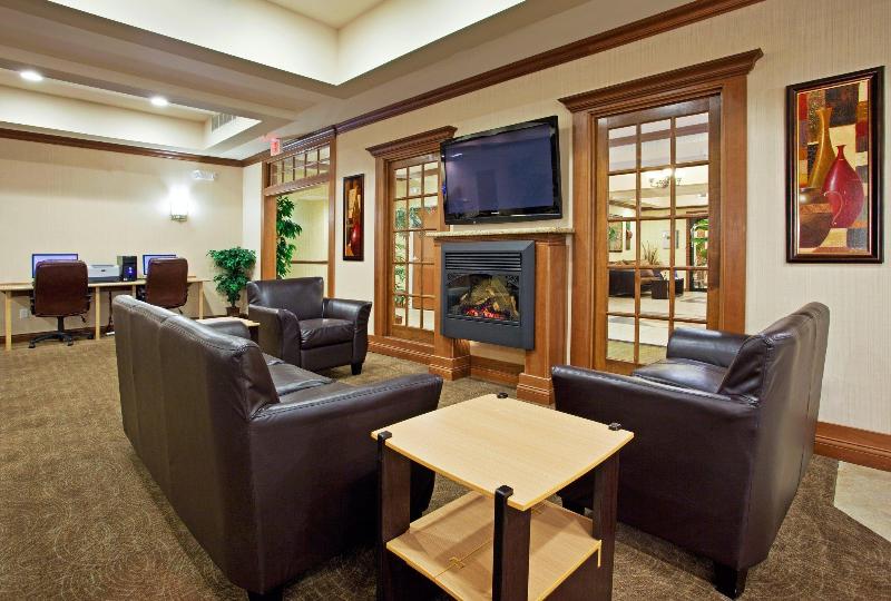Holiday Inn Express Hotel & Suites Howell, An Ihg