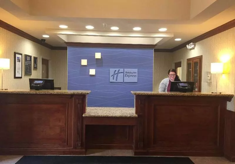 Holiday Inn Express Hotel & Suites Howell, An Ihg