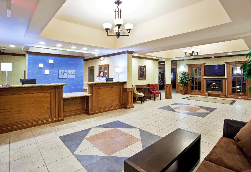 Holiday Inn Express Hotel & Suites Howell, An Ihg