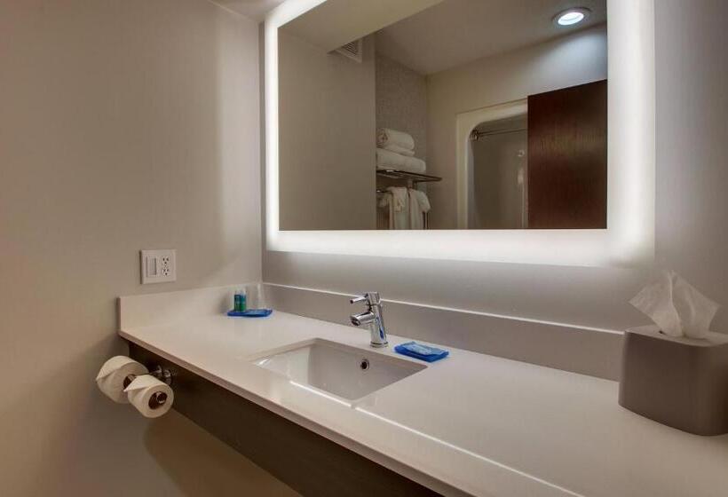 호텔 Holiday Inn Express & Suites Lebanon By Ihg