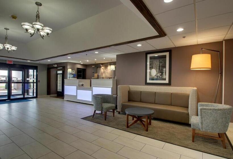 호텔 Holiday Inn Express & Suites Lebanon By Ihg