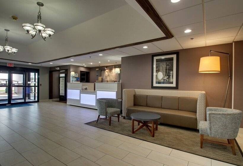 호텔 Holiday Inn Express & Suites Lebanon By Ihg