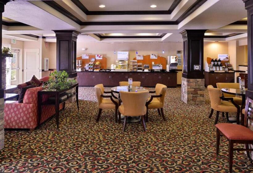 Holiday Inn Express Hotel & Suites Lincoln By Ihg