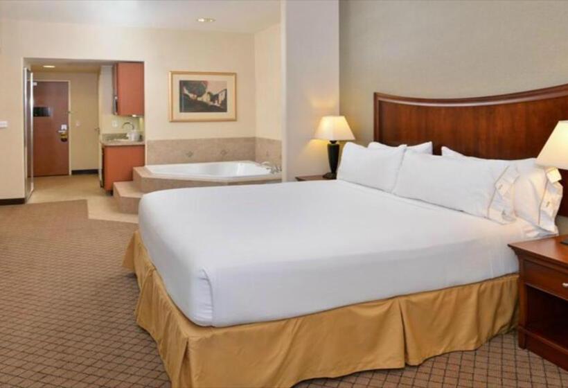 Holiday Inn Express Hotel & Suites Lincoln By Ihg