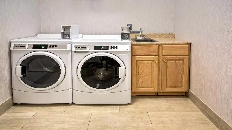 Holiday Inn Express Hotel & Suites London, An Ihg