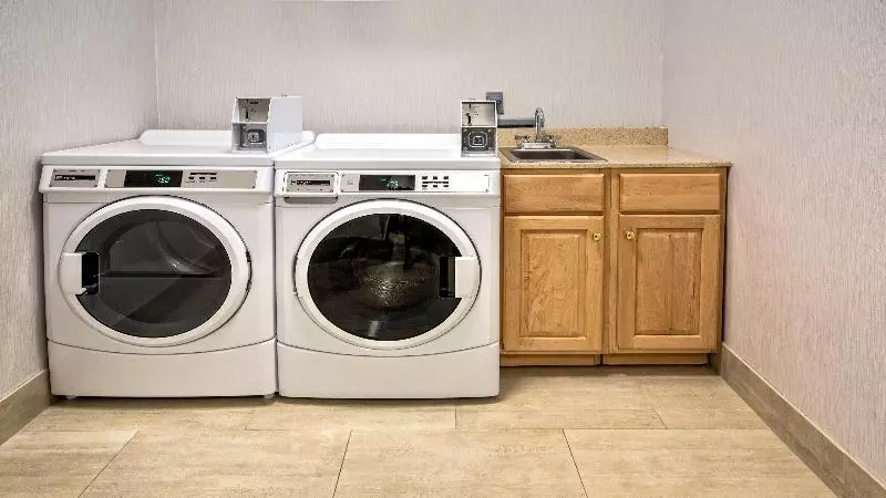 Holiday Inn Express Hotel & Suites London, An Ihg