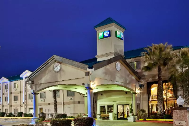 Holiday Inn Express Hotel And Suites Lake Charles, An Ihg