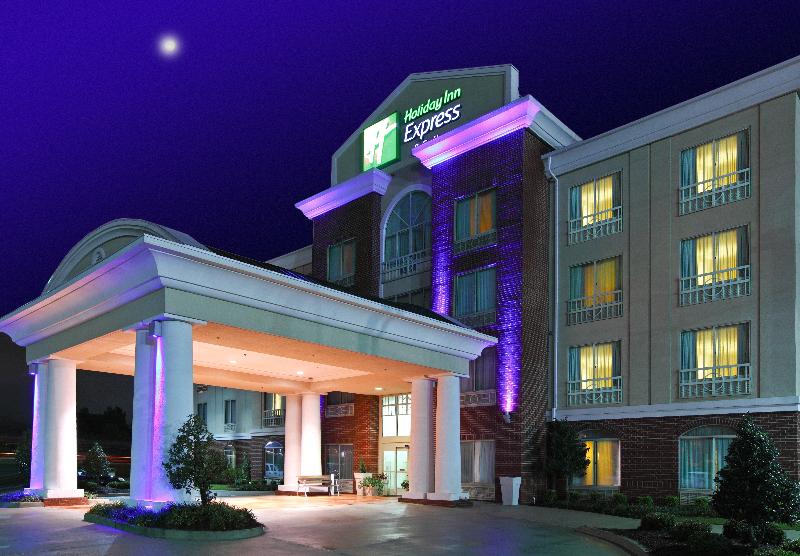 Otel Holiday Inn Express & Suites West By Ihg
