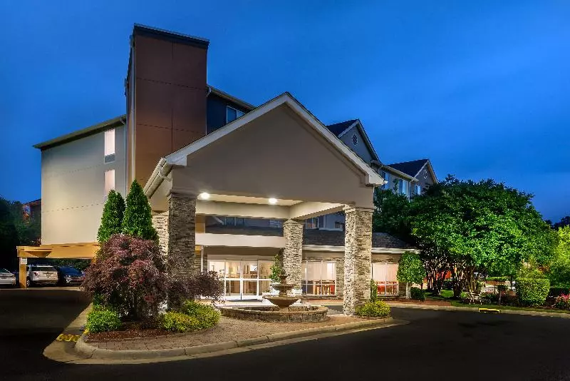 ホテル Holiday Inn Express Chapel Hill, An Ihg