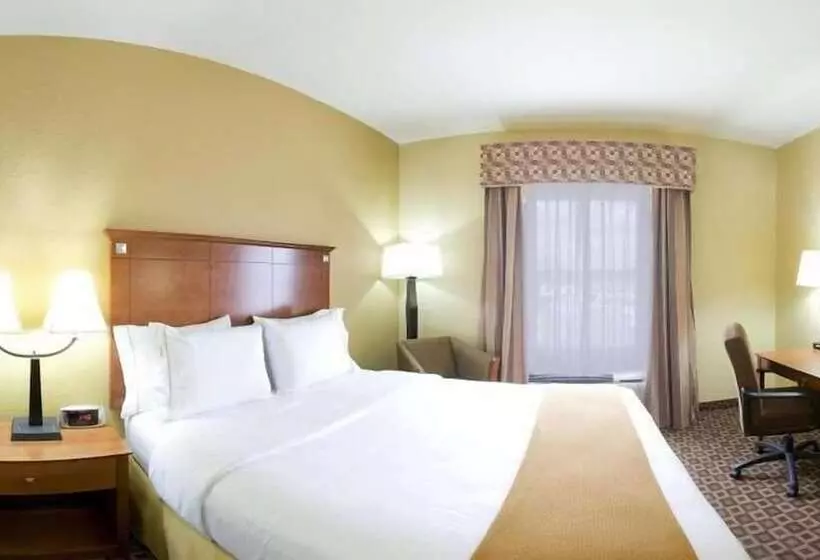 Отель Holiday Inn Express Mccomb, An Ihg