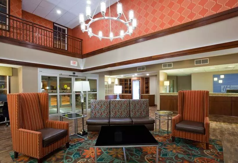 호텔 Holiday Inn Express And Suites St. Cloud, An Ihg