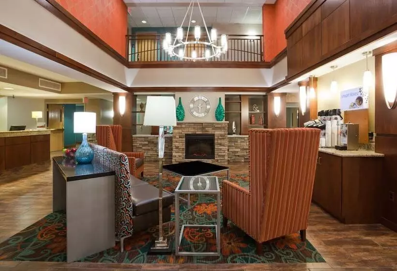 호텔 Holiday Inn Express And Suites St. Cloud, An Ihg