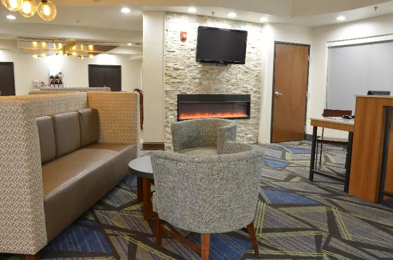 호텔 Holiday Inn Express  Waterloo/cedar Falls, An Ihg