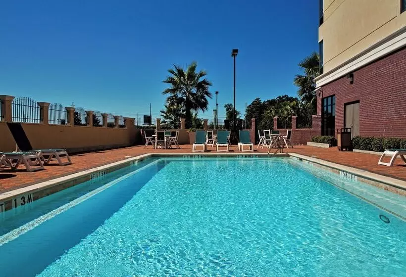 호텔 Holiday Inn Houma By Ihg