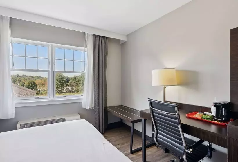 호텔 Ramada By Wyndham Saco/old Orchard Beach Area