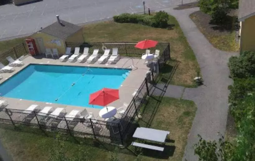 호텔 Ramada By Wyndham Saco/old Orchard Beach Area