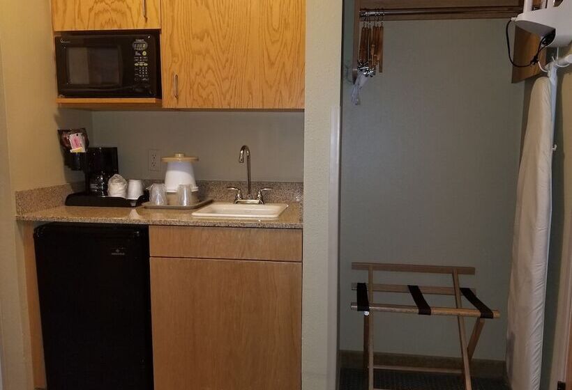 فندق Splash Universe Resort