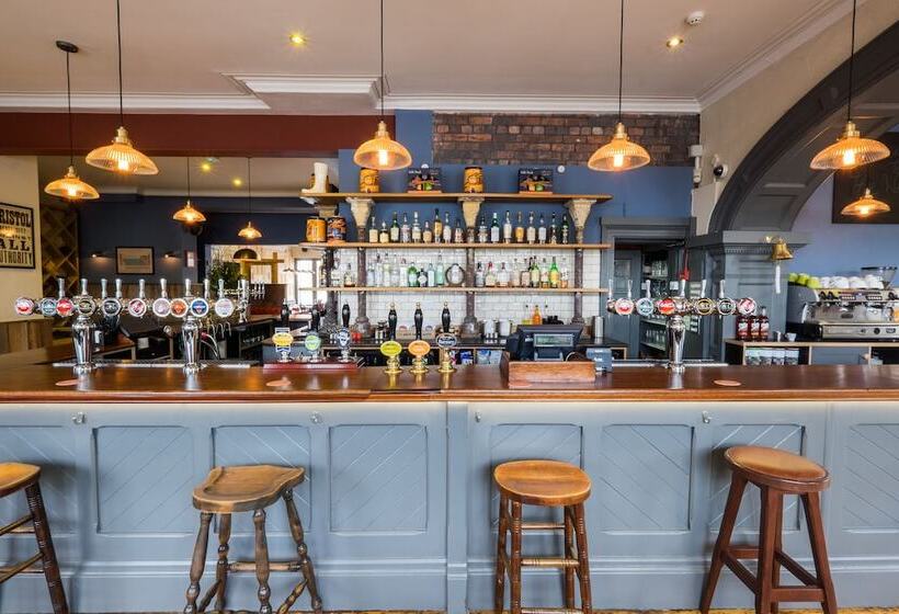 Hotel The Wellington