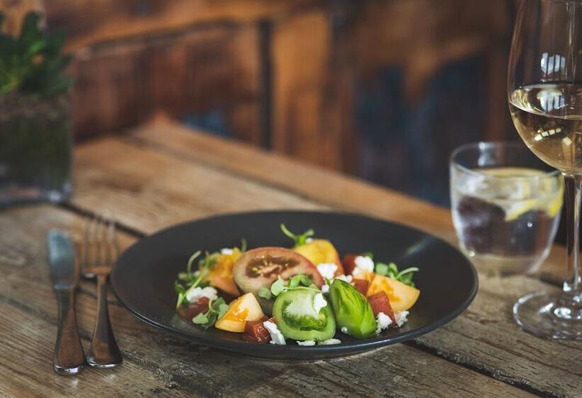 Hotel The Wellington