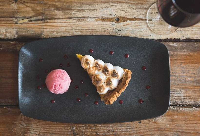 Hotel The Wellington