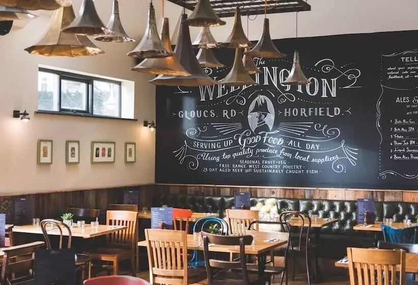 호텔 The Wellington