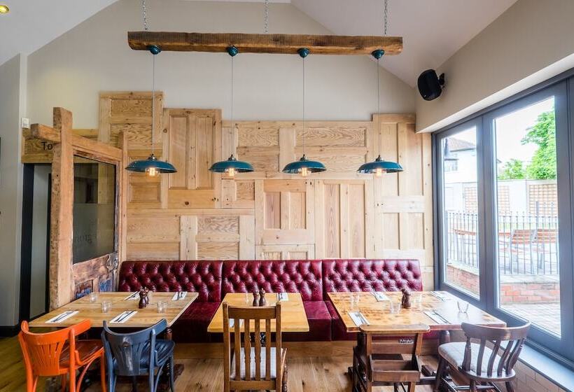 Hotel The Wellington