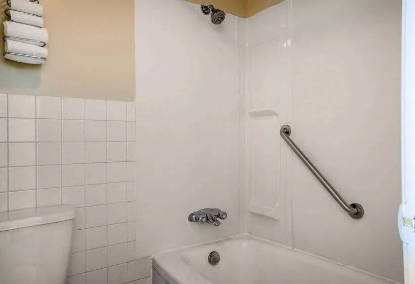 酒店 Thriftlodge By Wyndham Regina North