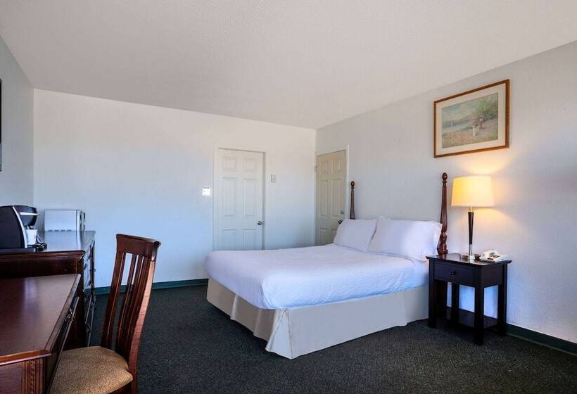 فندق Thriftlodge By Wyndham Regina North