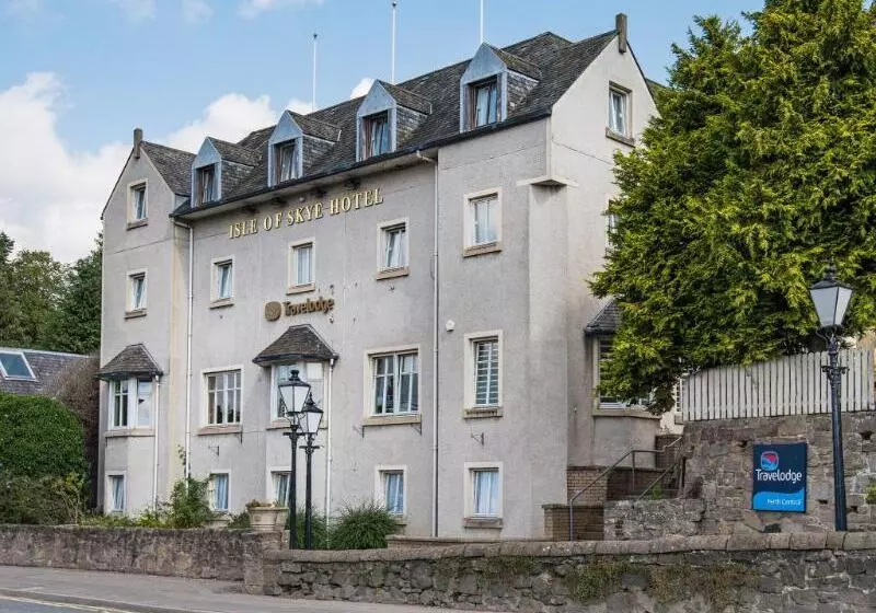 Отель Travelodge Perth Central