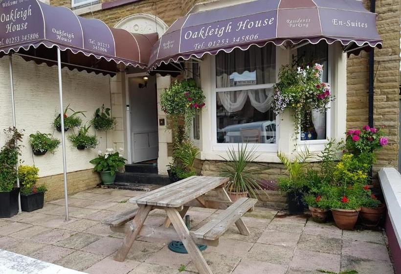 Oakleigh Guest House