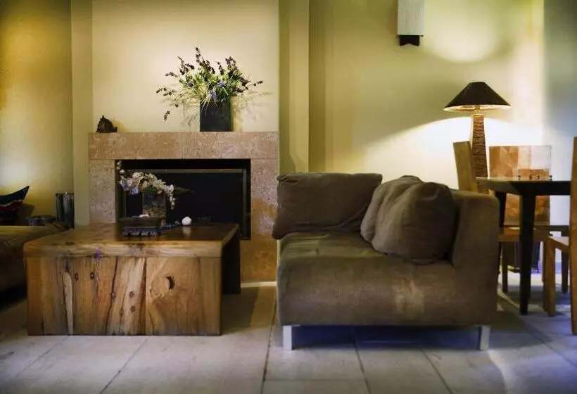 Rastoni Hotel Aegina