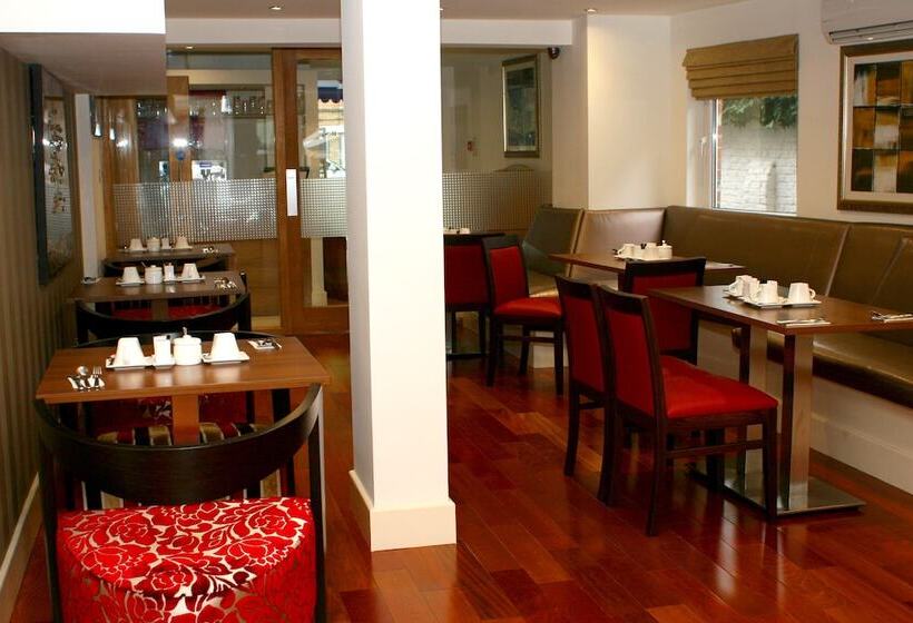 The New London Carlton Hotel & Service Apartments