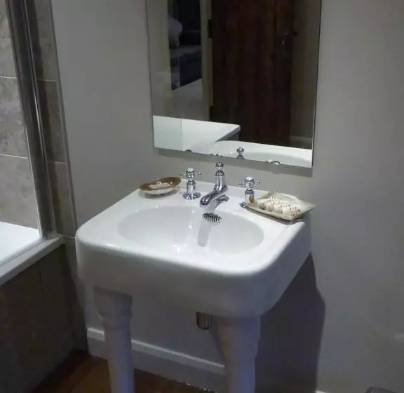 ユースホステル The Fenwick