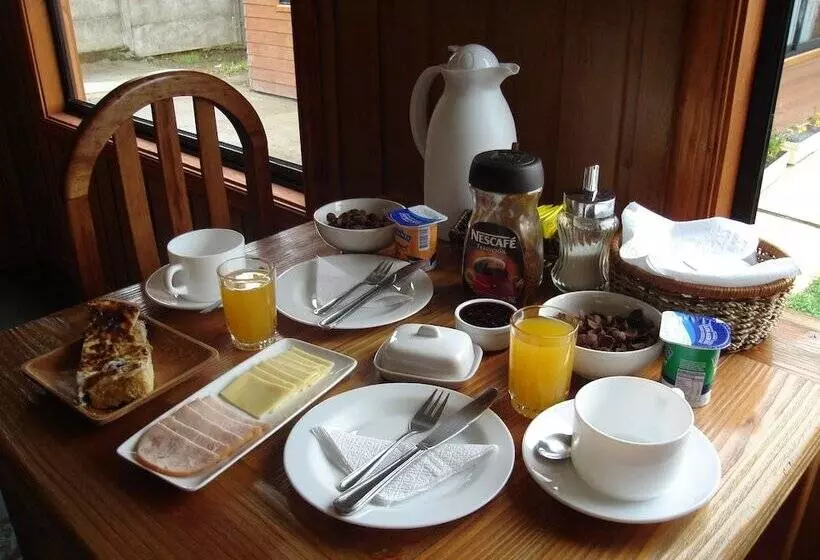 ユースホステル Hostal Entre Rios