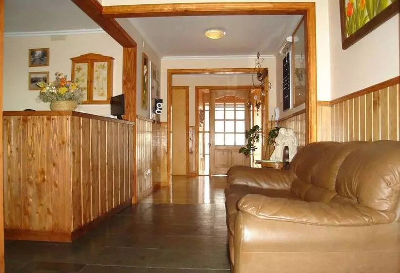 ユースホステル Hostal Entre Rios