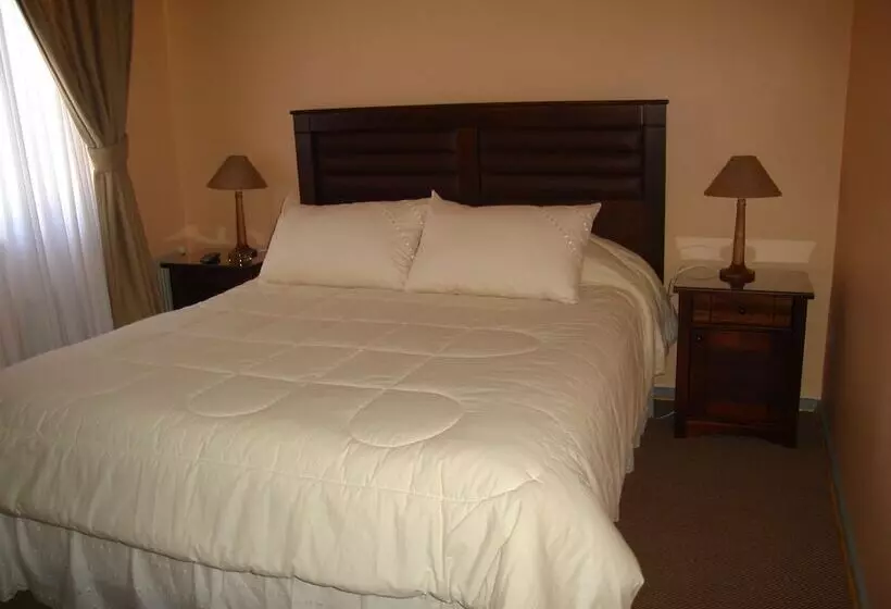ユースホステル Hostal Entre Rios