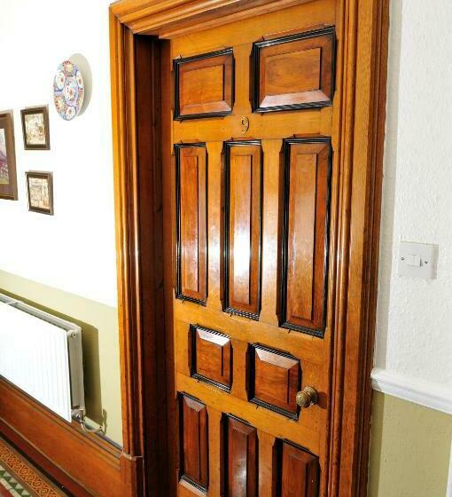 بنسيون Balmoral Guest House