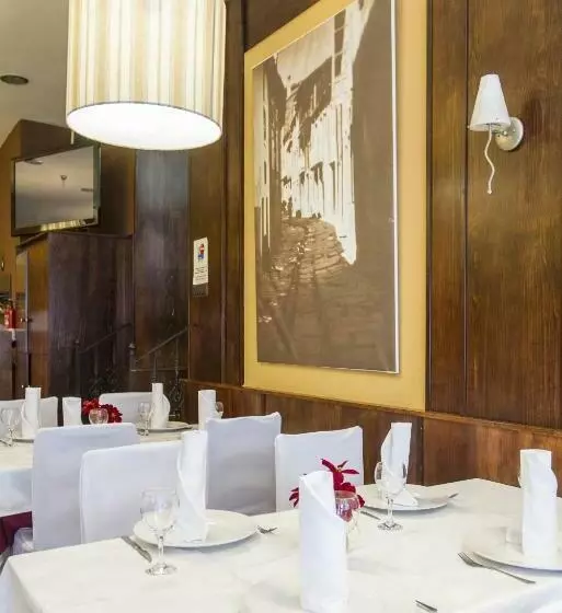 Majatalo Hostal Restaurante Alarico