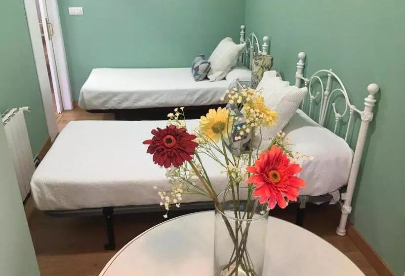 Majatalo Hostal Restaurante Alarico