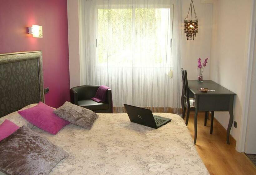 פנסיון Mélida Ostatua