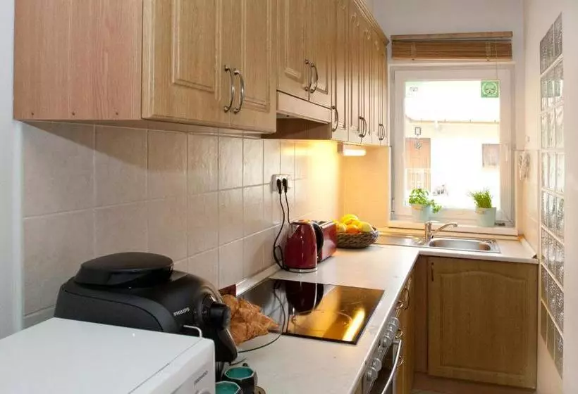 Bell Hostel & Guesthouse