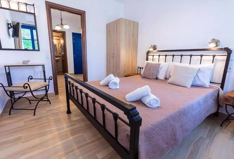 هتل Alexandros By The Beach   Serifos