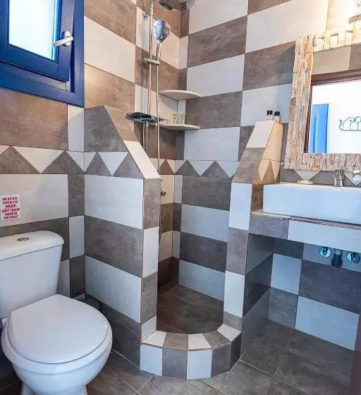 هتل Alexandros By The Beach   Serifos