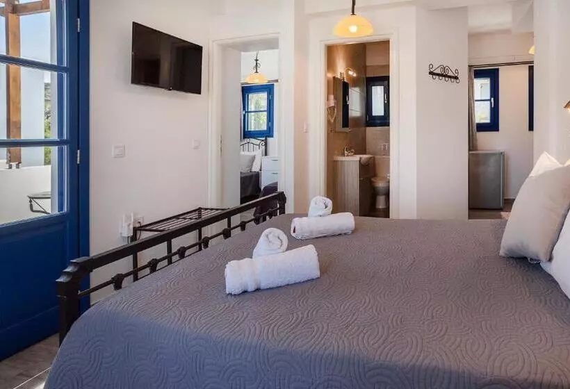 هتل Alexandros By The Beach   Serifos