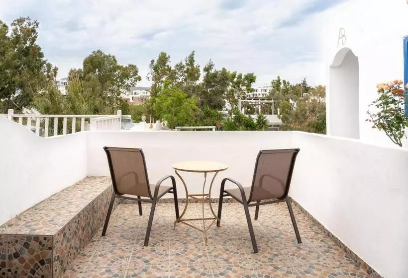 هتل Alexandros By The Beach   Serifos