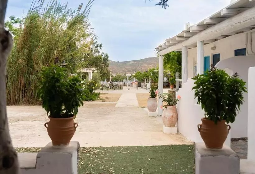 هتل Alexandros By The Beach   Serifos