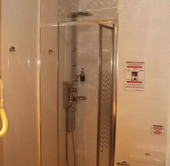 Astoria Hotel Traditional