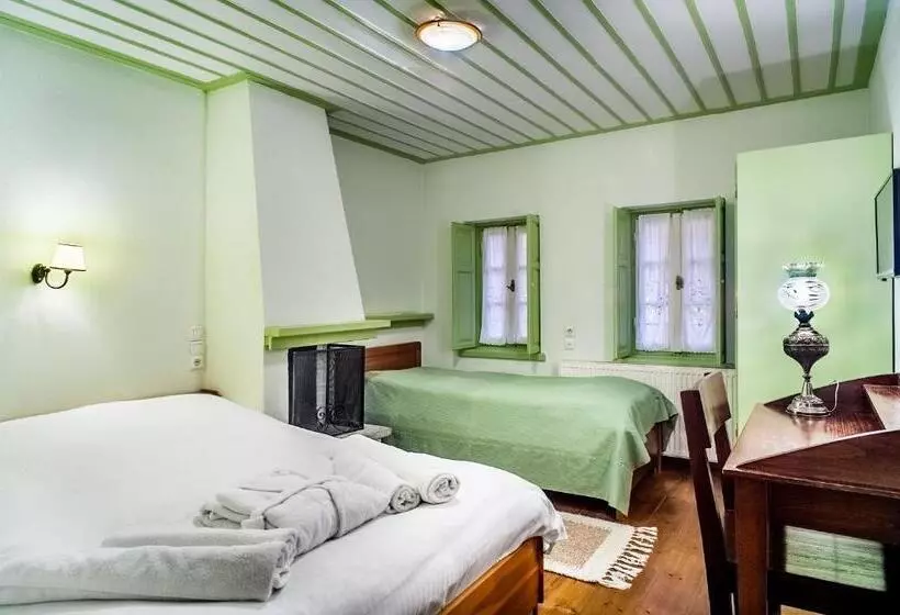 هتل Dias Guesthouse